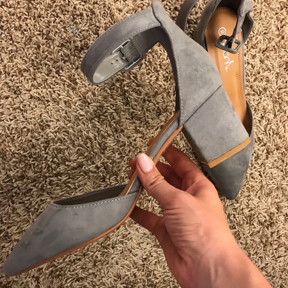 Grey suede like block heels - Picture 3 of 3